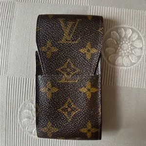 Louis Vuitton monogram holder case , perfect for cigarettes or lip sticks